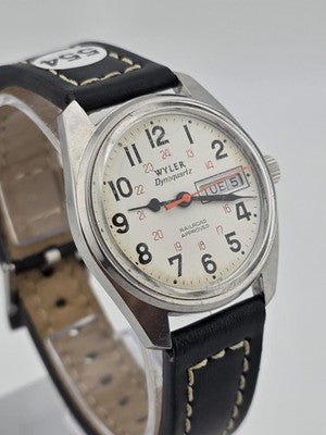 Vintage Wyler Dynaquartz Railroad Approved Swiss Quartz Day Date Watch. Works.