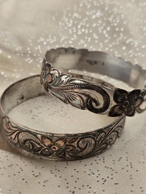 Vintage Pair Sterling Silver 925 Floral Engraved Bangle Bracelets 81g 8.5" Cuff