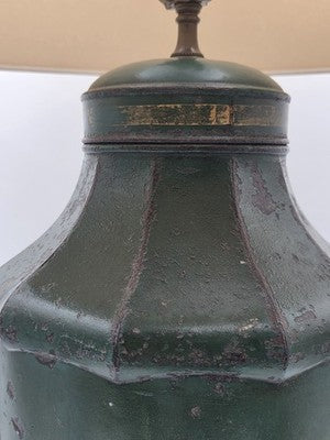 ULTRA RARE 19TH C. HAND PAINTED ENGLISH CHINOISERIE GREEN TOLE TEA CANISTER LAMP