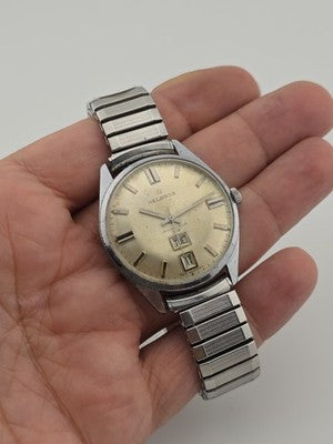Rare Collectible Vintage HELBROS Invincible St. Steel Day Date Mens Watch. Works