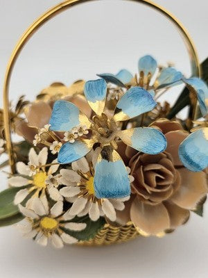 Vintage 1977 Gloria Vanderbilt Flowers of the Seasons Summer Boquet Metal Basket
