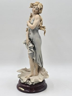 Giuseppe Armani Capodimonte Members Only Collection Figurine "Venere Venus" 1993