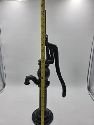 Antique Cast Iron Hand Water Pump Pitcher Pump For Hone Or Farm Garden Decor