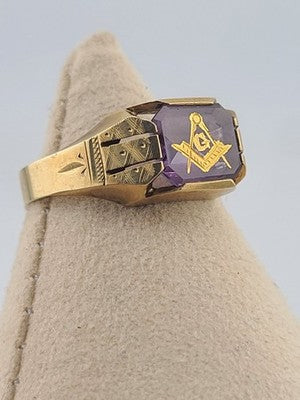 Vintage Mens 10k Solid Gold Masonic With Ruby Ring Size 9 Weight 4.3 Grams