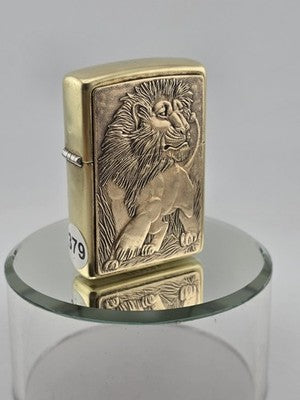 Vintage 1994 Collectible Barrett Smythe Design "LION" Brass Zippo Lighter. Works