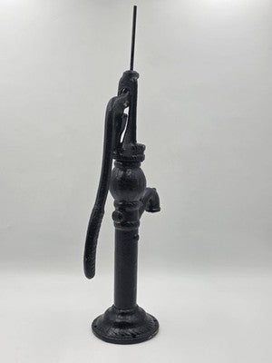 Antique Cast Iron Hand Water Pump Pitcher Pump For Hone Or Farm Garden Decor