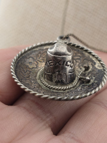 Vintage Taxco 925 Sterling Silver Mexico Sombrero Hat Pendant Necklace.