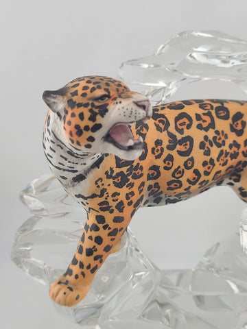 LEOPARD Porcelain Figurine Germany Lead Crystal Cliff Sculpture FRANKLIN MINT 8”