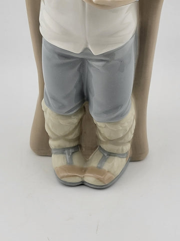 Lladro 'Boy With Snails' Figure 4896 Retired Beutiful Condition Made In Spain