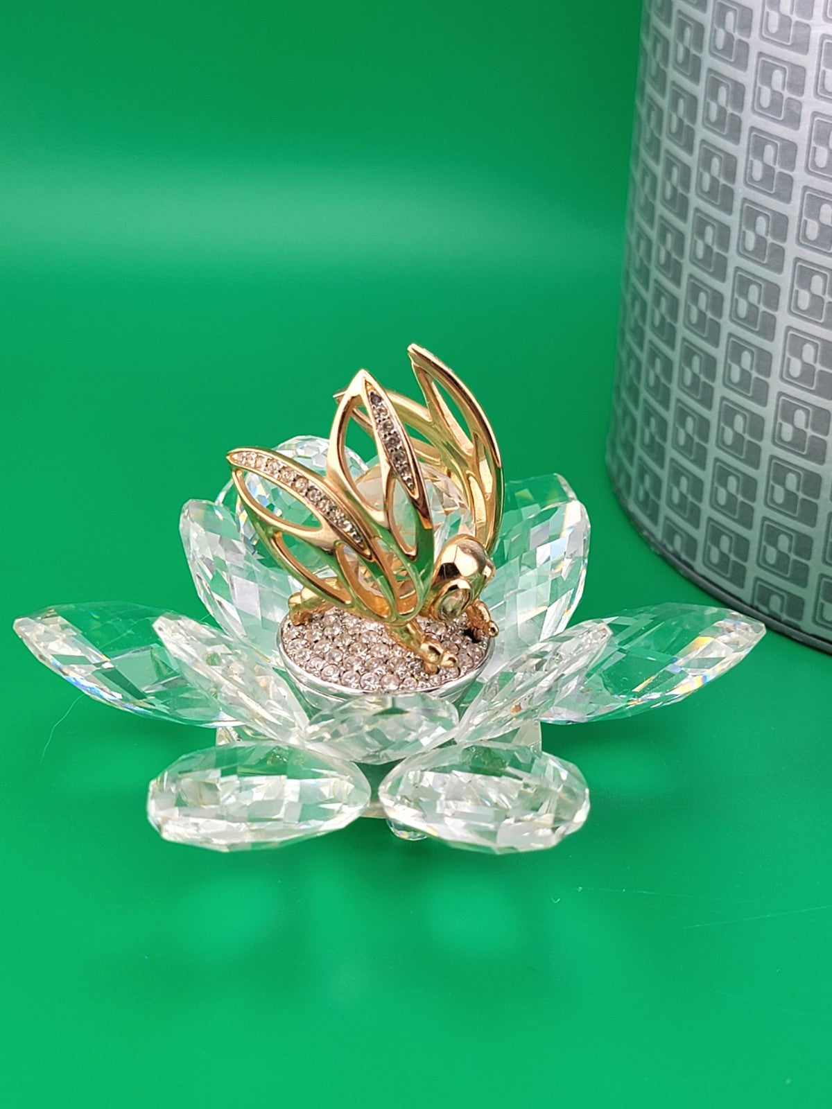 Vintage Swarovski Crystal "In Flight" Series - Bee Gold 7553NR100 (Retired) EUC
