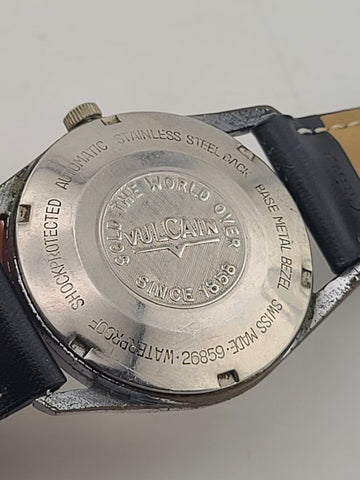 Vintage 1960's Vulcain Men's Automatic Calendar 17J Swiss Made Watch. Working.