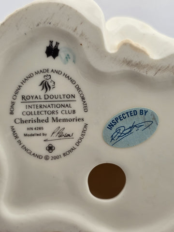 VINTAGE ROYAL DOULTON FIGURE Cherished Memories HN4265 IMPRESSIONS SERIES 2001.