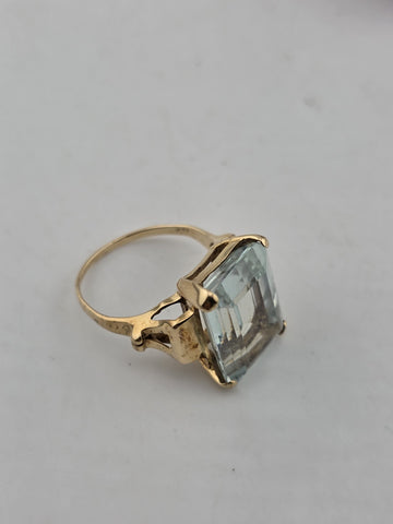 Vintage 1960's 14K Solid Gold Large Emerald Cut Blue Topaz Ring Sz 7.25 Cocktail