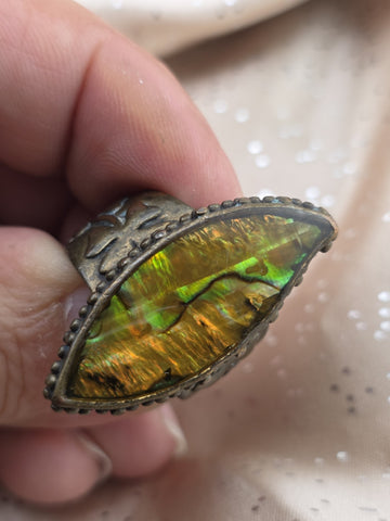 Vintage ABALONE RING OFFSET MARQUIS SILVERTONE 4 LEAF CLOVERS ON BAND SIZE 7