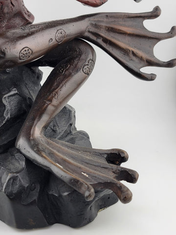 RARE HEAVY LARGE BRONZE SCULPTURE " FROG WITH LEGS CROSSED PLAYING FLUTE" 10 Lbs