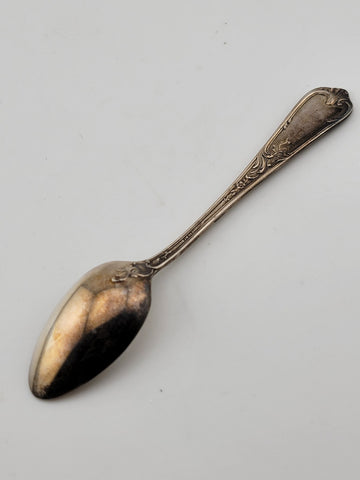 Antique Set Of 12 Small Silver Plated Spoons in Case from Ercuis Pompadour.