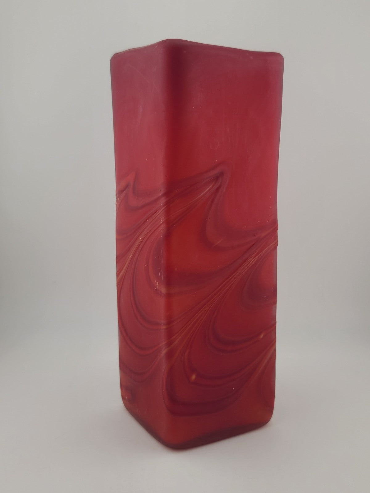 Beautiful Vintage Azerbaijan Glassware Hand Blown Vases  8.5" RED Swirl