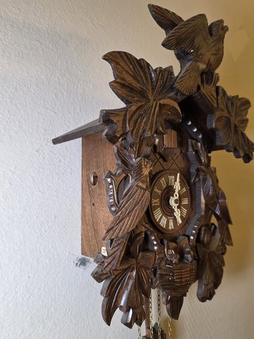 Vintage German Black Forest 8 Day Cuckoo Clock Regula 34-J Carved Birds. Works
