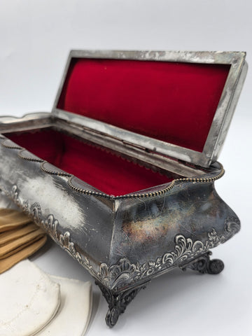 1890's Victorian Simpson Hall Miller Quadruple Plate Glove Box Velvet Lined Box
