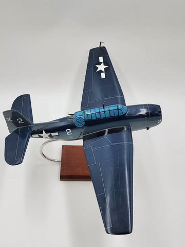 Vintage Collectible Mastercarft TBF/TBM-3 Avenger USN Model 1/32 W Display Stand