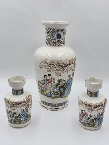 Rare Vintage Matching Set Of 3 Vintage V.V. Karraresi Italian Porcelain Vases