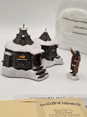 New Hawthorne Village Harry Potter Hagrid's Hut Lighted w Hagrid Figure COA