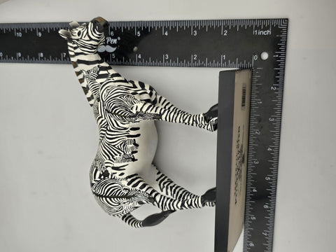 New Trail of Painted Ponies Zebra INCOGNITO 4E/2,519- 2005 - #1524 Janee Hughes