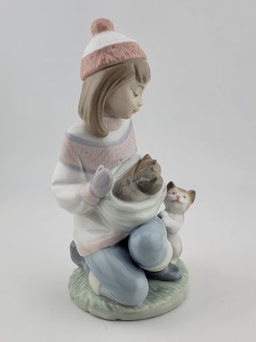 Hand Signed Lladro Friday's Child - Girl with 3 Cats - "Nina Viernes" #6020 1997