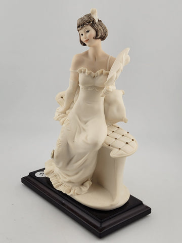 Vtg GIUSEPPE ARMANI Florence 1420F Girl Meg on Sofa with Fan Sculpture Figurine