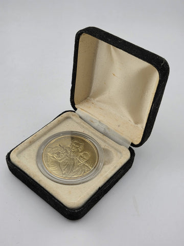 Rare Siegfried and Roy Gold Plated Magicians of the Century Coin #1915 w Case
