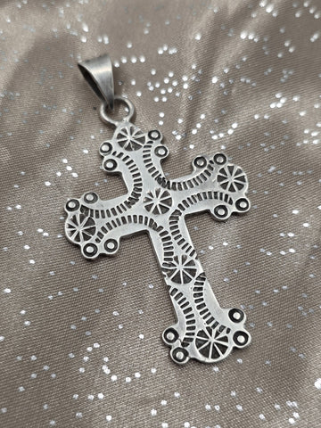 Vintage Mexico 925 Sterling Silver Ornate Cross Pendant Religious Jewelry 12.3g