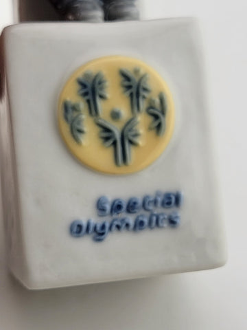 Vintage Collectible Retired LLADRO Porcelain FIGURINE "OLYMPIC CHAMPION" 5871.
