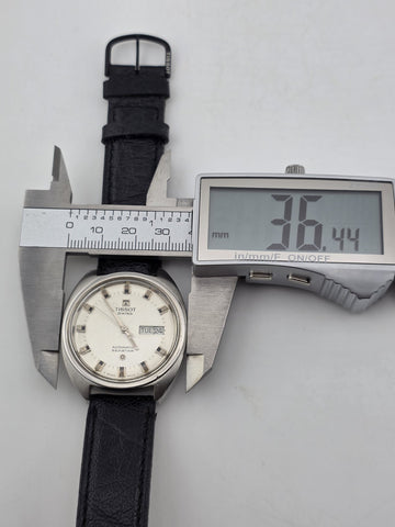 Vintage 1972 TISSOT Seastar Men's Automatic Swiss Watch Day Date. Working Cond.