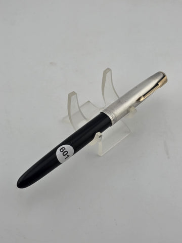 Vtg 1940 Parker 51 Fountain Pen Black Barrel Sterling Silver Cap Gold Arrow Clip