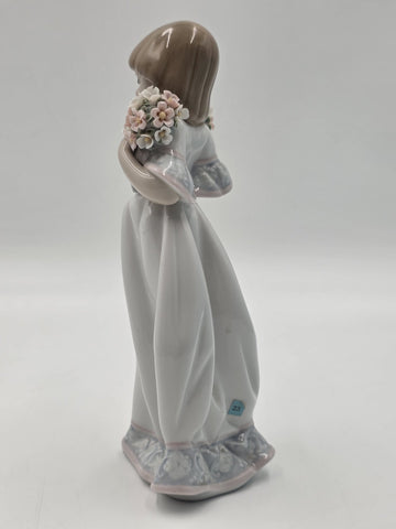 Lladró 7603 Spring Bouquet 1987 Limited Edition Collector's Society Piece w/Box