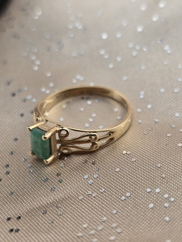 Antique 10K Solid Gold Emerald Cut Green Stone Ring Filigree Style Size 6.5.