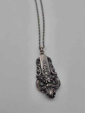 Vintage Sterling Silver Floral Scrollwork Flatware Handle Pendant Necklace 15.8g