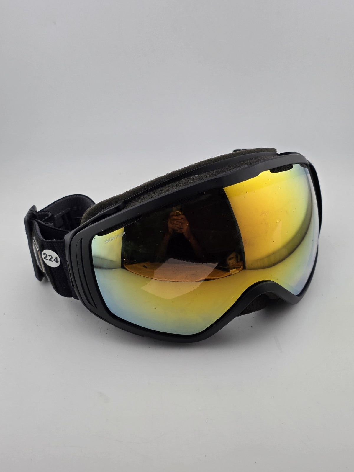 Julbo SnowTiger Ski Goggles Gold Lens Black Frame Snowboard Winter Gear. Read.