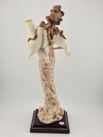 Rare Guiseppe Armani Lady with Amphora Porcelain Figurine 12" Florence Italy
