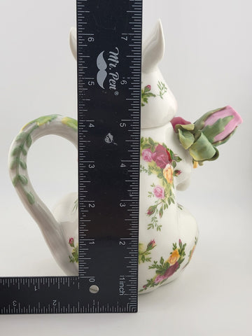 Royal Albert Old Country Roses Porcelain Bunny Rabbit Teapot Decoration VG Cond.