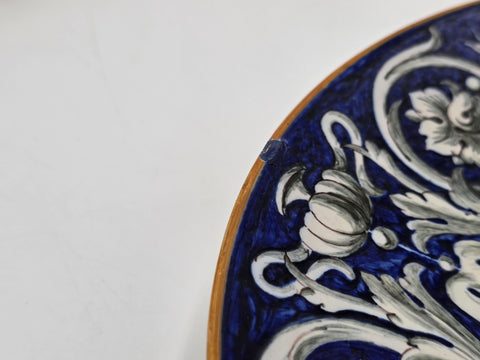 Antique Pair Of Ginori Doccia Renaissance Revival Majolica Portrait Plates c1880