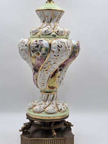 Vintage Italian Capodimonte Hand-Painted Porcelain Table Lamp W Metal Base.