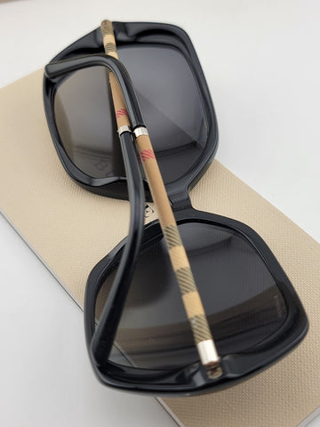 Vintage Burberry B 4122 3001/T3 Square Black Gray Sunglasses 60-16-135 W Box.