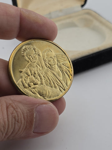 Rare Siegfried and Roy Gold Plated Magicians of the Century Coin #1915 w Case