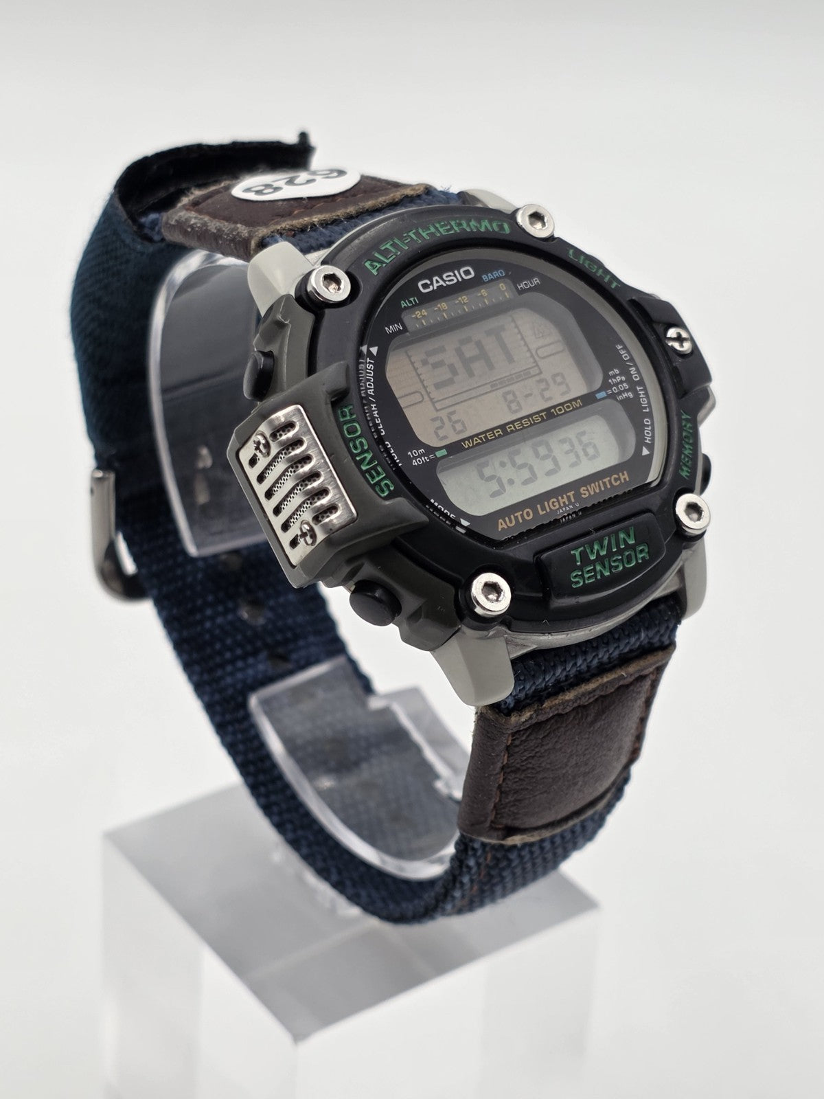 Private Vintage Casio Pro Trek PRT-30 1405 Twin Sensor Alti Thermo Digital Watch