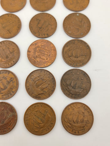 Lot Of 28 Queen Elizabeth II 1954-69 Great Britain Half Penny UK 1/2 Pence Coin
