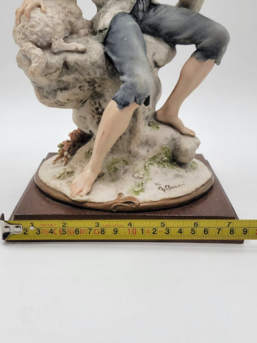 Giuseppe Armani Sculpure Capodimonte 1982 Florence Shepherd with Sheep 13 in