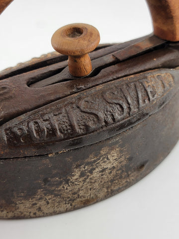 Rare Antique Mrs. Potts No. 1 Sad Iron with Removable Wood Handle. Complete.