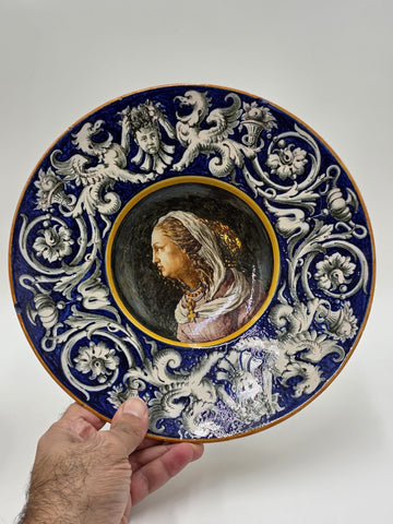 Antique Pair Of Ginori Doccia Renaissance Revival Majolica Portrait Plates c1880
