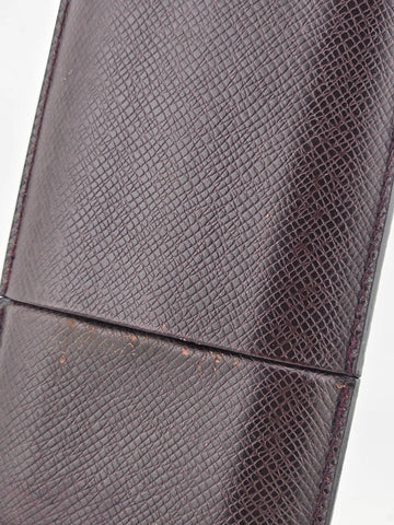 100% Authentic Louis Vuitton Brown Leather Men's Cigar Travel Storage Case.